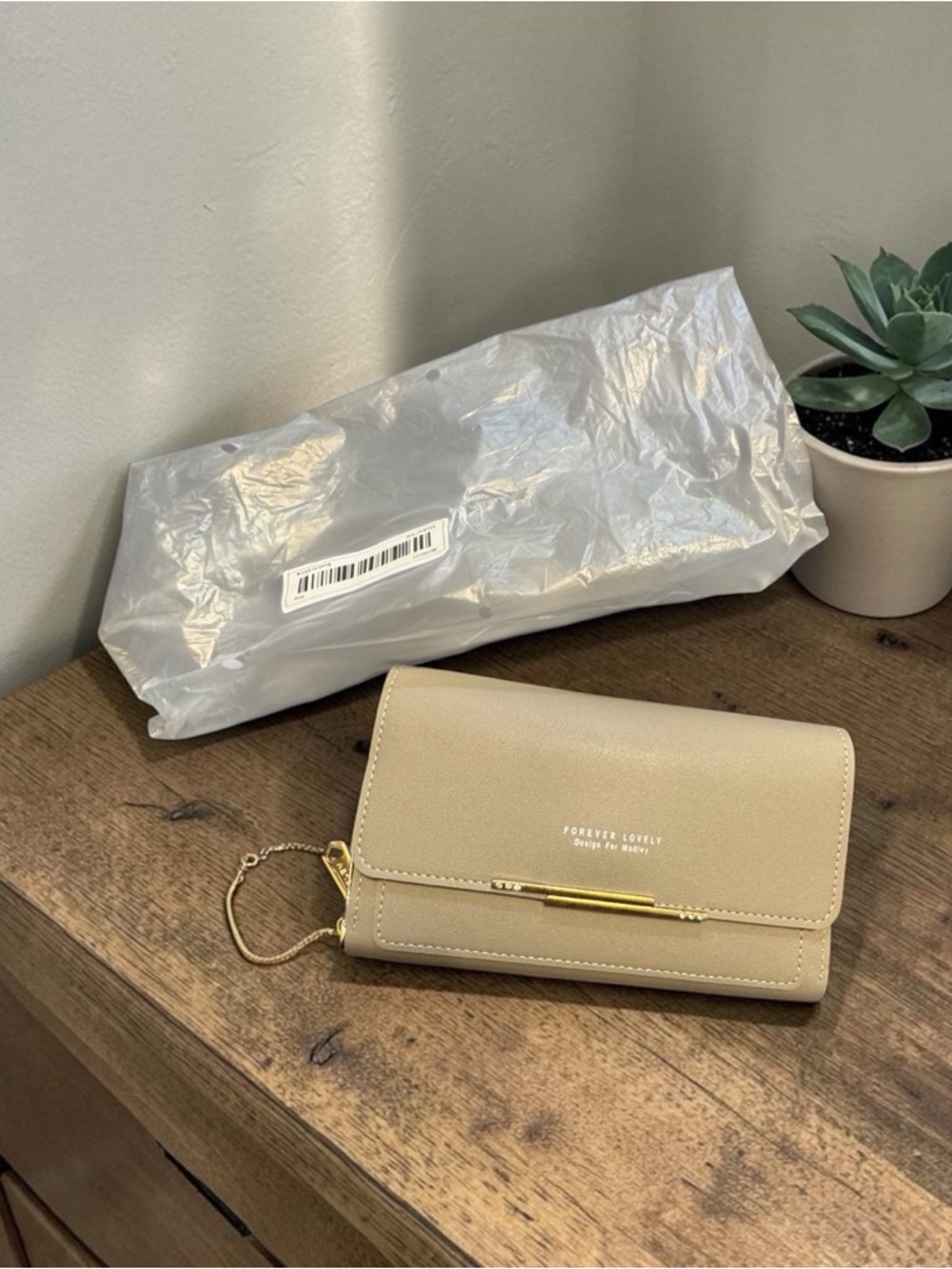 Forever Lovely Design For Wadley Crossbody/Wallet NEW